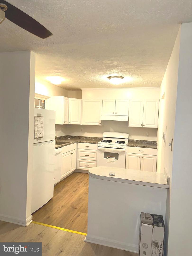 14812 SMETHWICK PL, CENTREVILLE, Virginia 20120, 3 Bedrooms Bedrooms, ,2 BathroomsBathrooms,Residential,For sale,14812 SMETHWICK PL,VAFX2263310 MLS # VAFX2263310