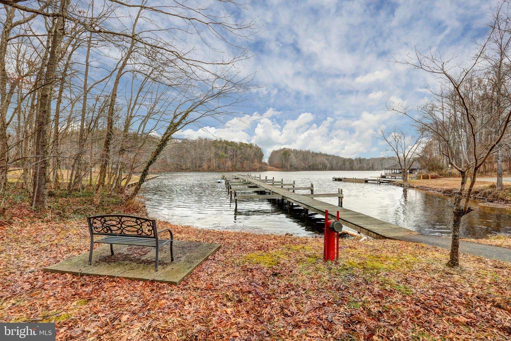 225 LAKEVIEW DR, MINERAL, Virginia 23117, 2 Bedrooms Bedrooms, ,2 BathroomsBathrooms,Residential,225 LAKEVIEW DR,VALA2009248 MLS # VALA2009248