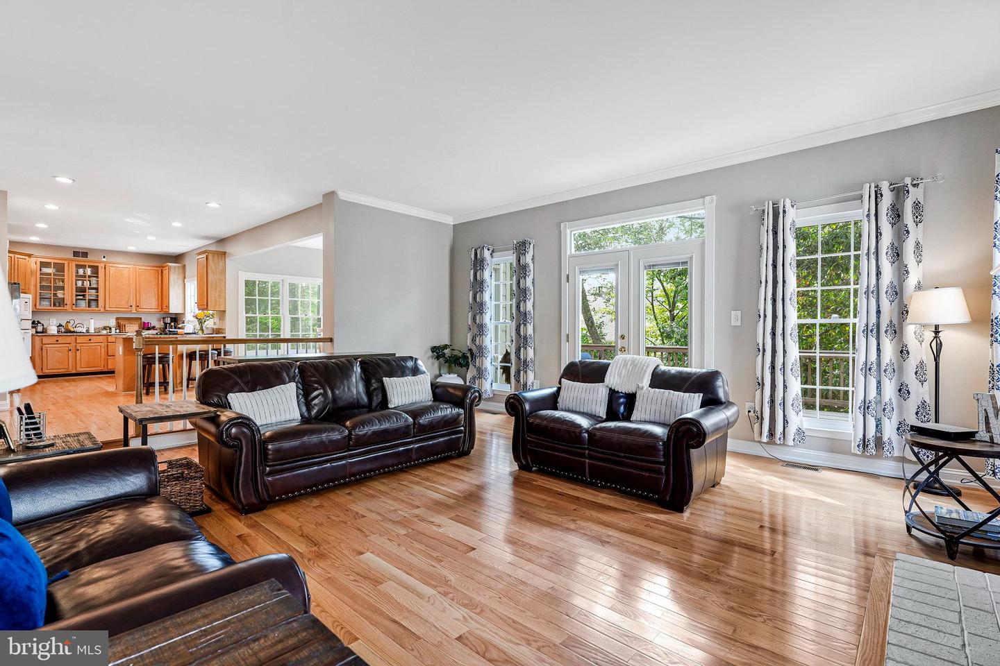 20627 CUTWATER PL, STERLING, Virginia 20165, 4 Bedrooms Bedrooms, 7 Rooms Rooms,2 BathroomsBathrooms,Residential,For sale,20627 CUTWATER PL,VALO2107444 MLS # VALO2107444