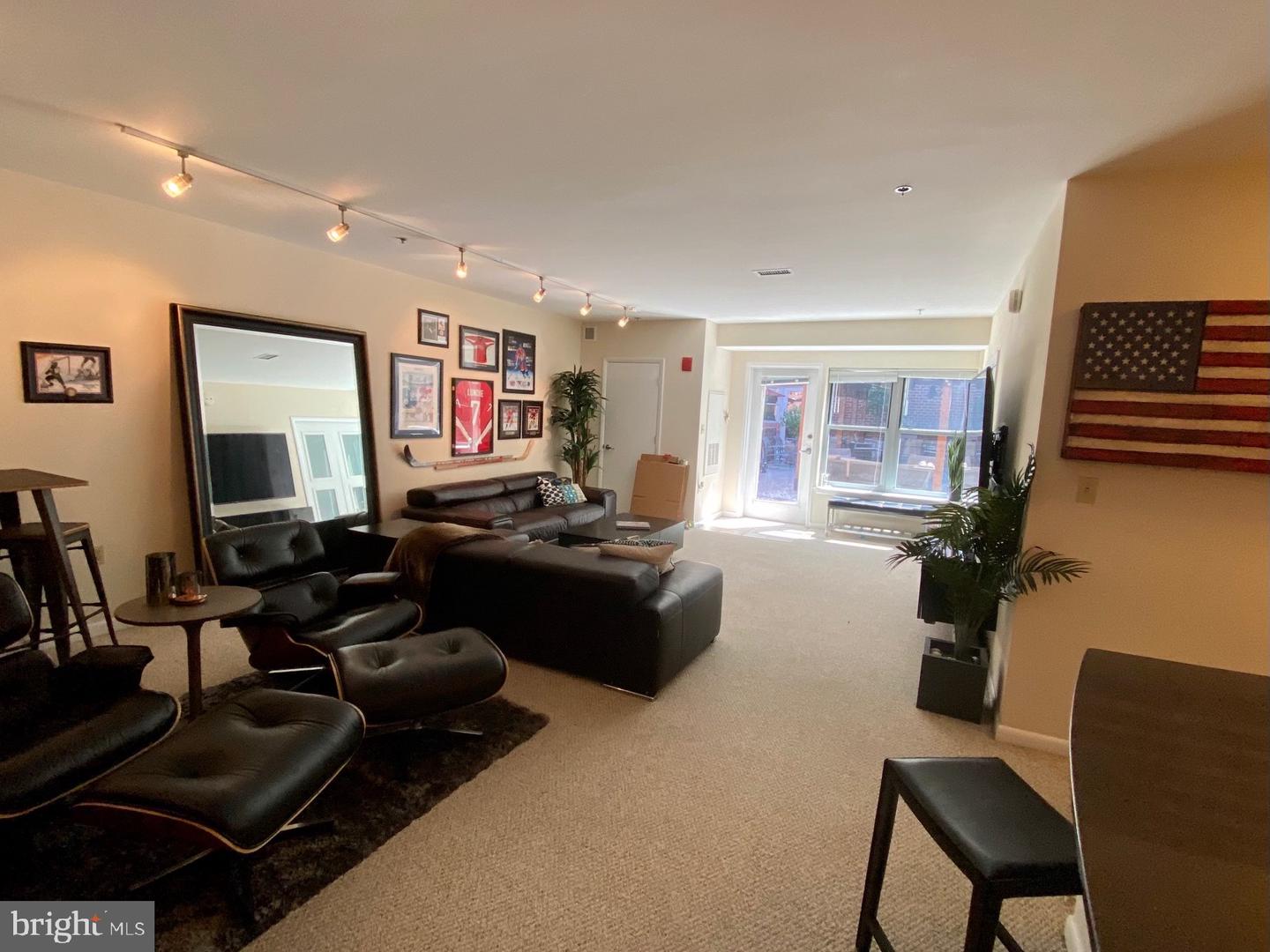 1300 N STREET NW NW #21, WASHINGTON, District Of Columbia 20005, 1 Bedroom Bedrooms, ,1 BathroomBathrooms,Residential,For sale,1300 N STREET NW NW #21,DCDC2225472 MLS # DCDC2225472