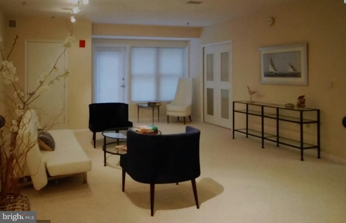 1300 N STREET NW NW #21, WASHINGTON, District Of Columbia 20005, 1 Bedroom Bedrooms, ,1 BathroomBathrooms,Residential,For sale,1300 N STREET NW NW #21,DCDC2225472 MLS # DCDC2225472