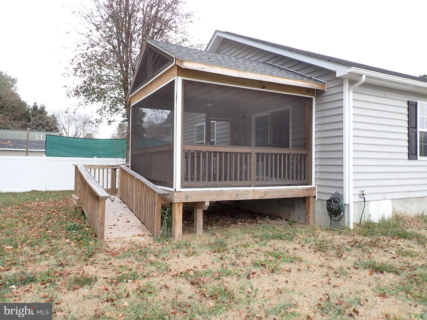 95 ROLANDO DRIVE, COLONIAL BEACH, Virginia 22443, 3 Bedrooms Bedrooms, ,2 BathroomsBathrooms,Residential,For sale,95 ROLANDO DRIVE,VAWE2009878 MLS # VAWE2009878