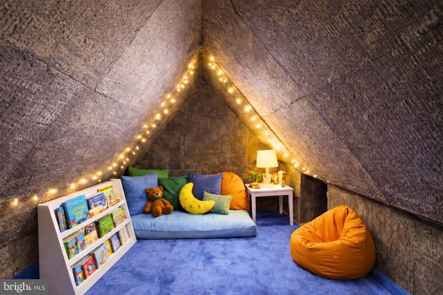 15806 LAZY DAY LN, DUMFRIES, Virginia 22025, 5 Bedrooms Bedrooms, ,4 BathroomsBathrooms,Residential,For sale,15806 LAZY DAY LN,VAPW2106088 MLS # VAPW2106088