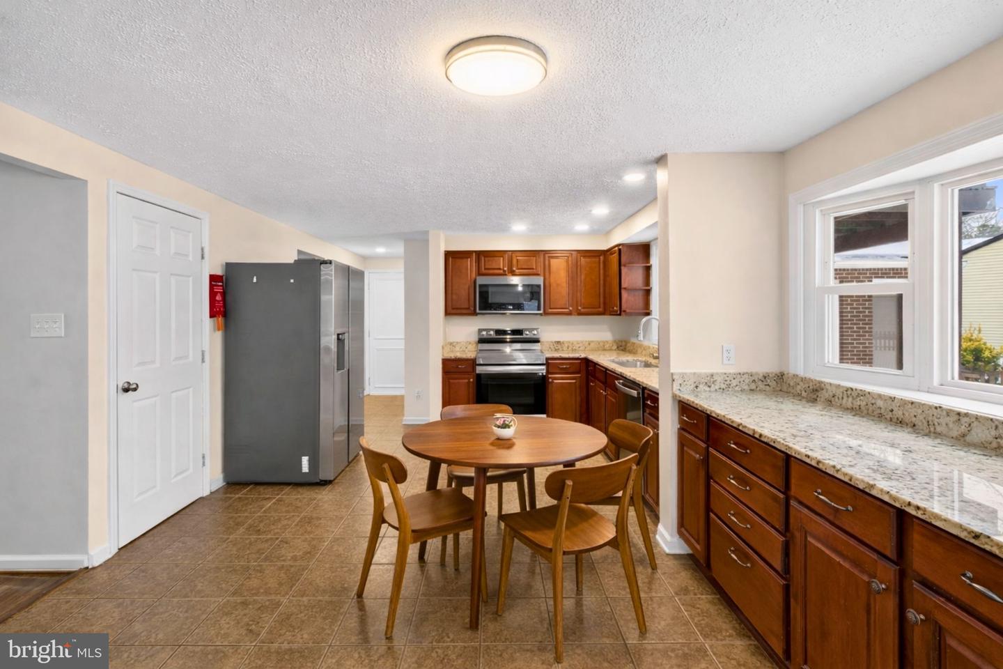 15806 LAZY DAY LN, DUMFRIES, Virginia 22025, 5 Bedrooms Bedrooms, ,4 BathroomsBathrooms,Residential,For sale,15806 LAZY DAY LN,VAPW2106088 MLS # VAPW2106088