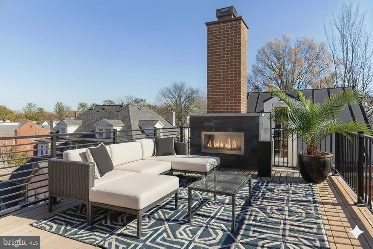 209 WOLFE ST, ALEXANDRIA, Virginia 22314, 4 Bedrooms Bedrooms, ,4 BathroomsBathrooms,Residential,For sale,209 WOLFE ST,VAAX2051076 MLS # VAAX2051076