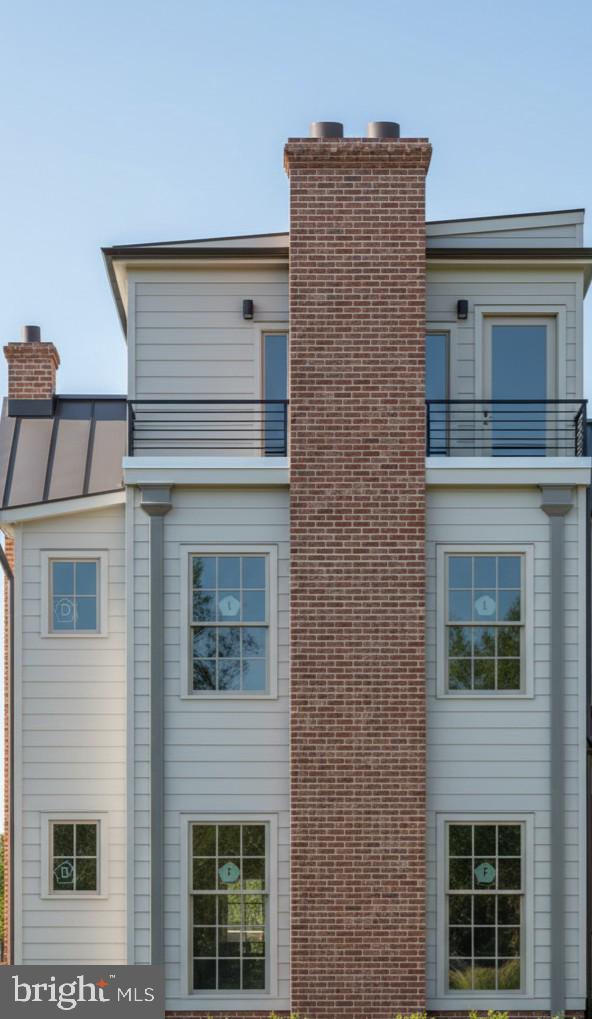 209 WOLFE ST, ALEXANDRIA, Virginia 22314, 4 Bedrooms Bedrooms, ,4 BathroomsBathrooms,Residential,For sale,209 WOLFE ST,VAAX2051076 MLS # VAAX2051076