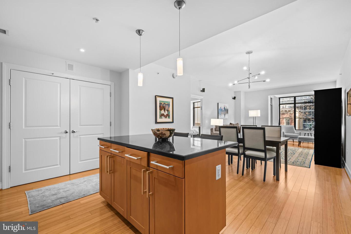 2425 L ST NW #537, WASHINGTON, District Of Columbia 20037, 2 Bedrooms Bedrooms, ,2 BathroomsBathrooms,Residential,For sale,2425 L ST NW #537,DCDC2228206 MLS # DCDC2228206