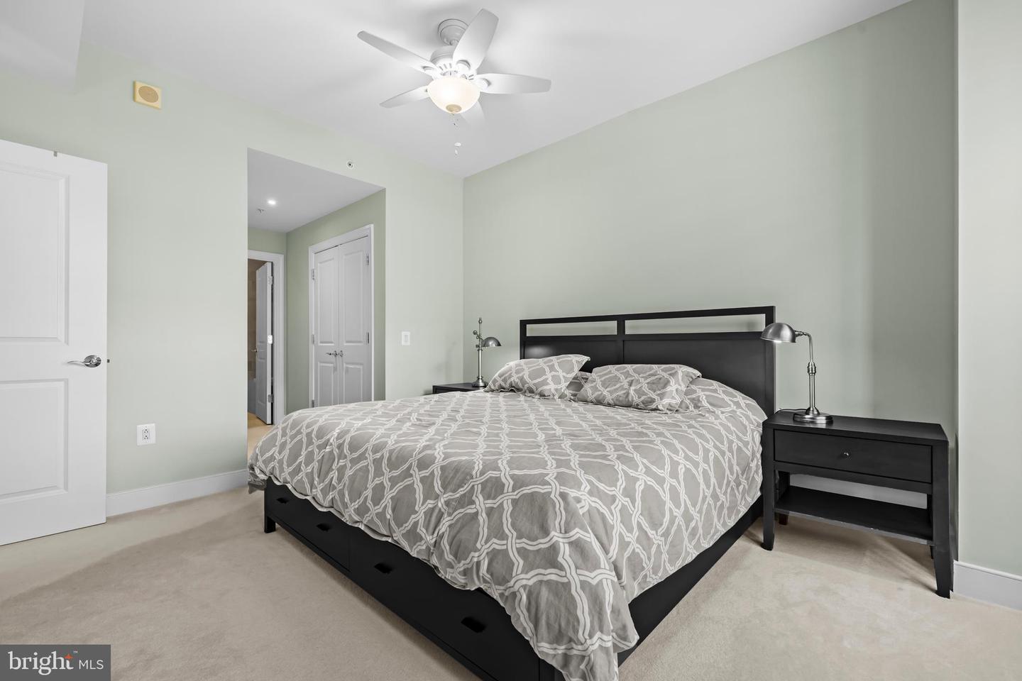 2425 L ST NW #537, WASHINGTON, District Of Columbia 20037, 2 Bedrooms Bedrooms, ,2 BathroomsBathrooms,Residential,For sale,2425 L ST NW #537,DCDC2228206 MLS # DCDC2228206