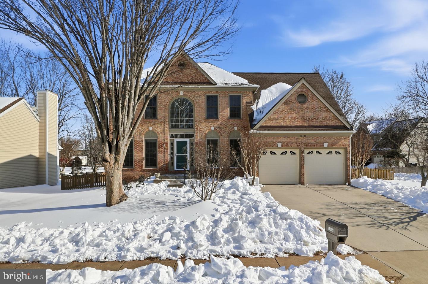 13566 COBRA DR, HERNDON, Virginia 20171, 4 Bedrooms Bedrooms, 20 Rooms Rooms,3 BathroomsBathrooms,Residential,For sale,13566 COBRA DR,VAFX2275774 MLS # VAFX2275774