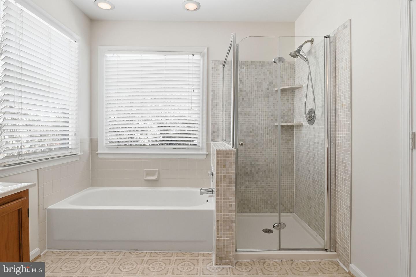 13566 COBRA DR, HERNDON, Virginia 20171, 4 Bedrooms Bedrooms, 20 Rooms Rooms,3 BathroomsBathrooms,Residential,For sale,13566 COBRA DR,VAFX2275774 MLS # VAFX2275774