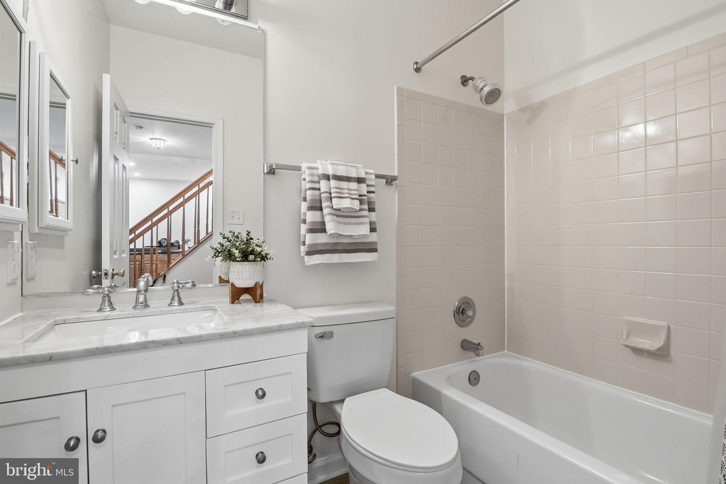 13566 COBRA DR, HERNDON, Virginia 20171, 4 Bedrooms Bedrooms, 20 Rooms Rooms,3 BathroomsBathrooms,Residential,For sale,13566 COBRA DR,VAFX2275774 MLS # VAFX2275774