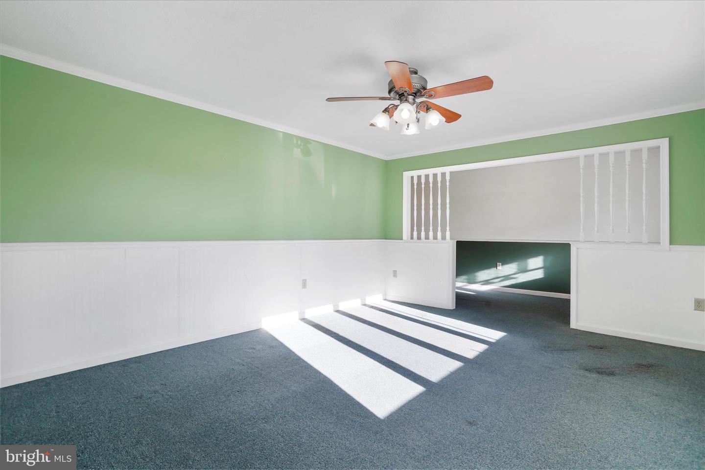 80 HONEYSUCKLE AVE, WOODSTOCK, Virginia 22664, 2 Bedrooms Bedrooms, 8 Rooms Rooms,2 BathroomsBathrooms,Residential,For sale,80 HONEYSUCKLE AVE,VASH2012922 MLS # VASH2012922