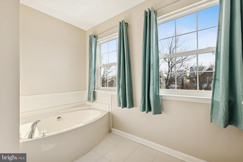 2178 FORSYTHIA DR, CULPEPER, Virginia 22701, 3 Bedrooms Bedrooms, ,3 BathroomsBathrooms,Residential,2178 FORSYTHIA DR,VACU2012598 MLS # VACU2012598