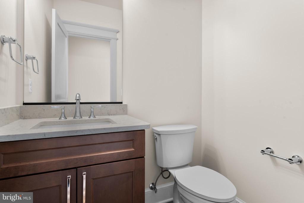 ALBRECHT LN, WARRENTON, Virginia, 3 Bedrooms Bedrooms, ,2 BathroomsBathrooms,Residential,ALBRECHT LN,VAFQ2020408 MLS # VAFQ2020408