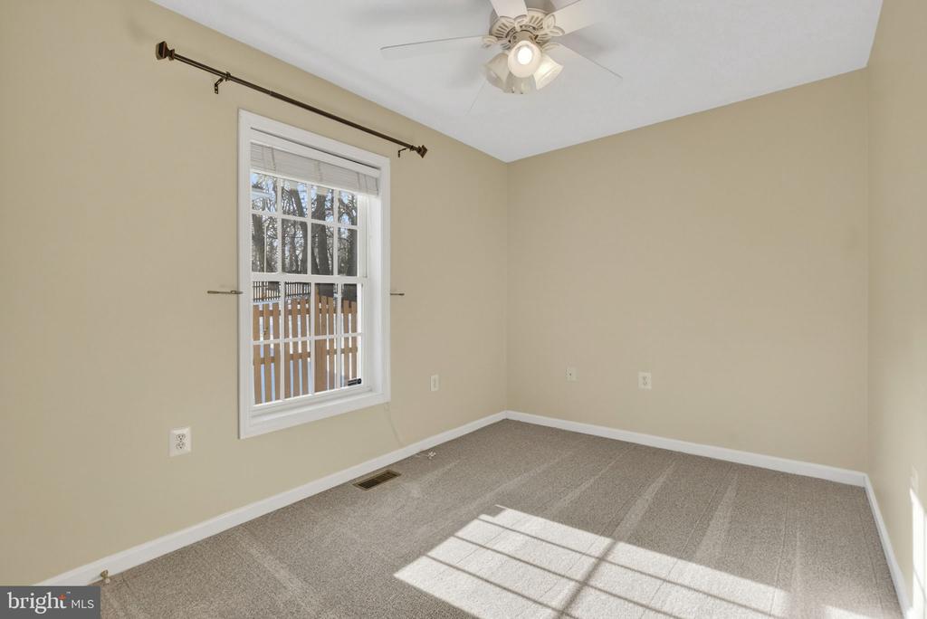 186 STERLING CT, WARRENTON, Virginia 20186, 3 Bedrooms Bedrooms, ,2 BathroomsBathrooms,Residential,186 STERLING CT,VAFQ2020414 MLS # VAFQ2020414