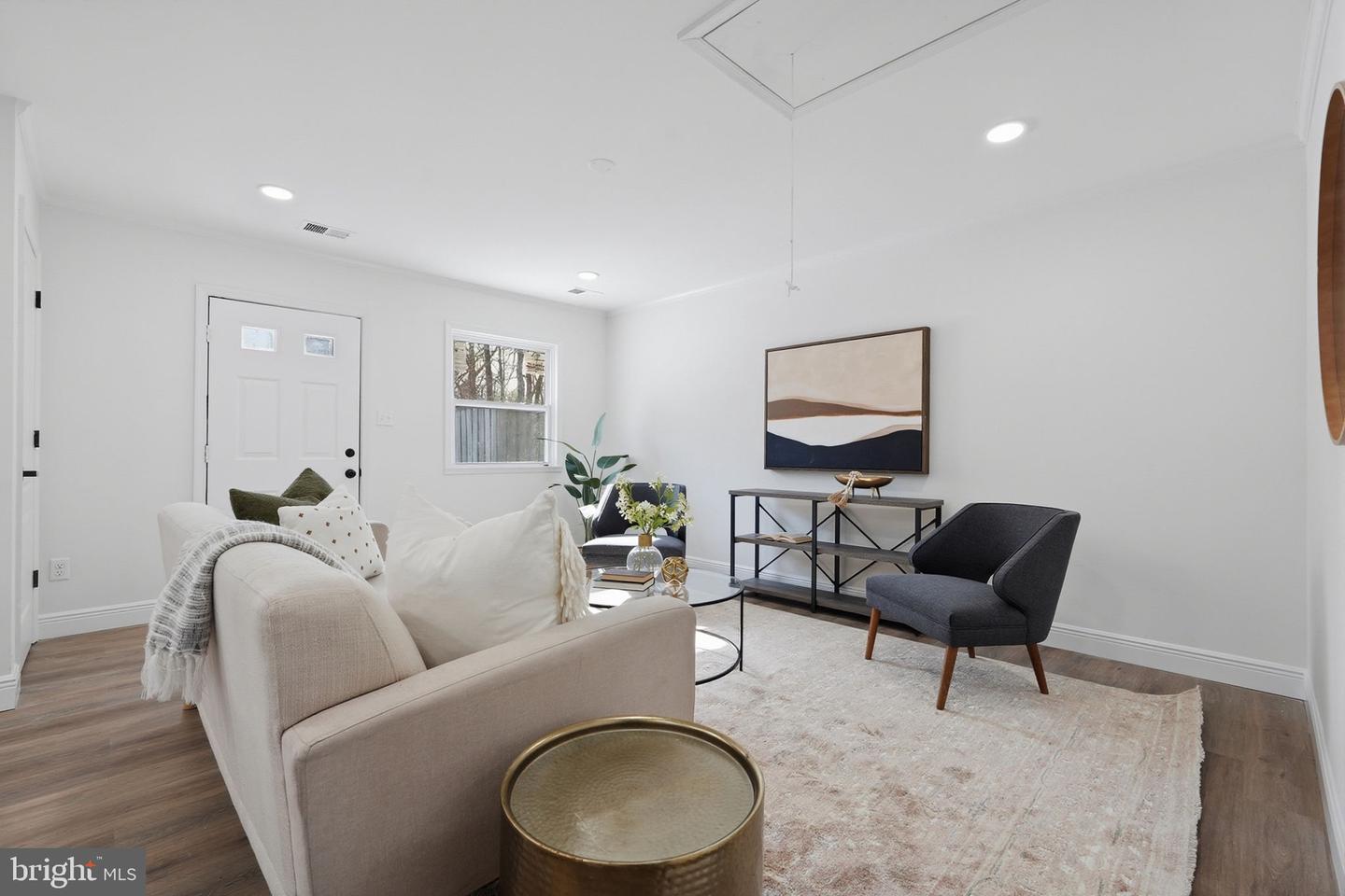 5909 ONE PENNY DR, FAIRFAX STATION, Virginia 22039, 6 Bedrooms Bedrooms, ,3 BathroomsBathrooms,Residential,For sale,5909 ONE PENNY DR,VAFX2277538 MLS # VAFX2277538 5909 ONE PENNY DR, FAIRFAX STATION, Virginia 22039, 6 Bedrooms Bedrooms, ,3 BathroomsBathrooms,Residential,For sale,5909 ONE PENNY DR,VAFX2277538 MLS # VAFX2277538