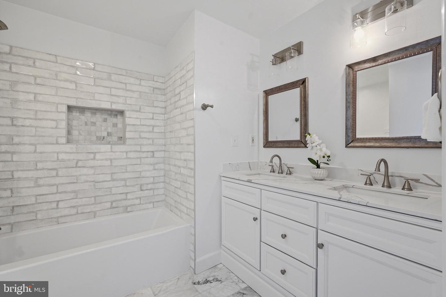 5909 ONE PENNY DR, FAIRFAX STATION, Virginia 22039, 6 Bedrooms Bedrooms, ,3 BathroomsBathrooms,Residential,For sale,5909 ONE PENNY DR,VAFX2277538 MLS # VAFX2277538 5909 ONE PENNY DR, FAIRFAX STATION, Virginia 22039, 6 Bedrooms Bedrooms, ,3 BathroomsBathrooms,Residential,For sale,5909 ONE PENNY DR,VAFX2277538 MLS # VAFX2277538