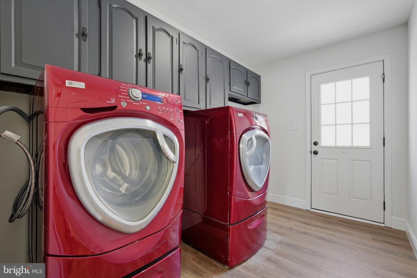 5909 ONE PENNY DR, FAIRFAX STATION, Virginia 22039, 6 Bedrooms Bedrooms, ,3 BathroomsBathrooms,Residential,For sale,5909 ONE PENNY DR,VAFX2277538 MLS # VAFX2277538 5909 ONE PENNY DR, FAIRFAX STATION, Virginia 22039, 6 Bedrooms Bedrooms, ,3 BathroomsBathrooms,Residential,For sale,5909 ONE PENNY DR,VAFX2277538 MLS # VAFX2277538