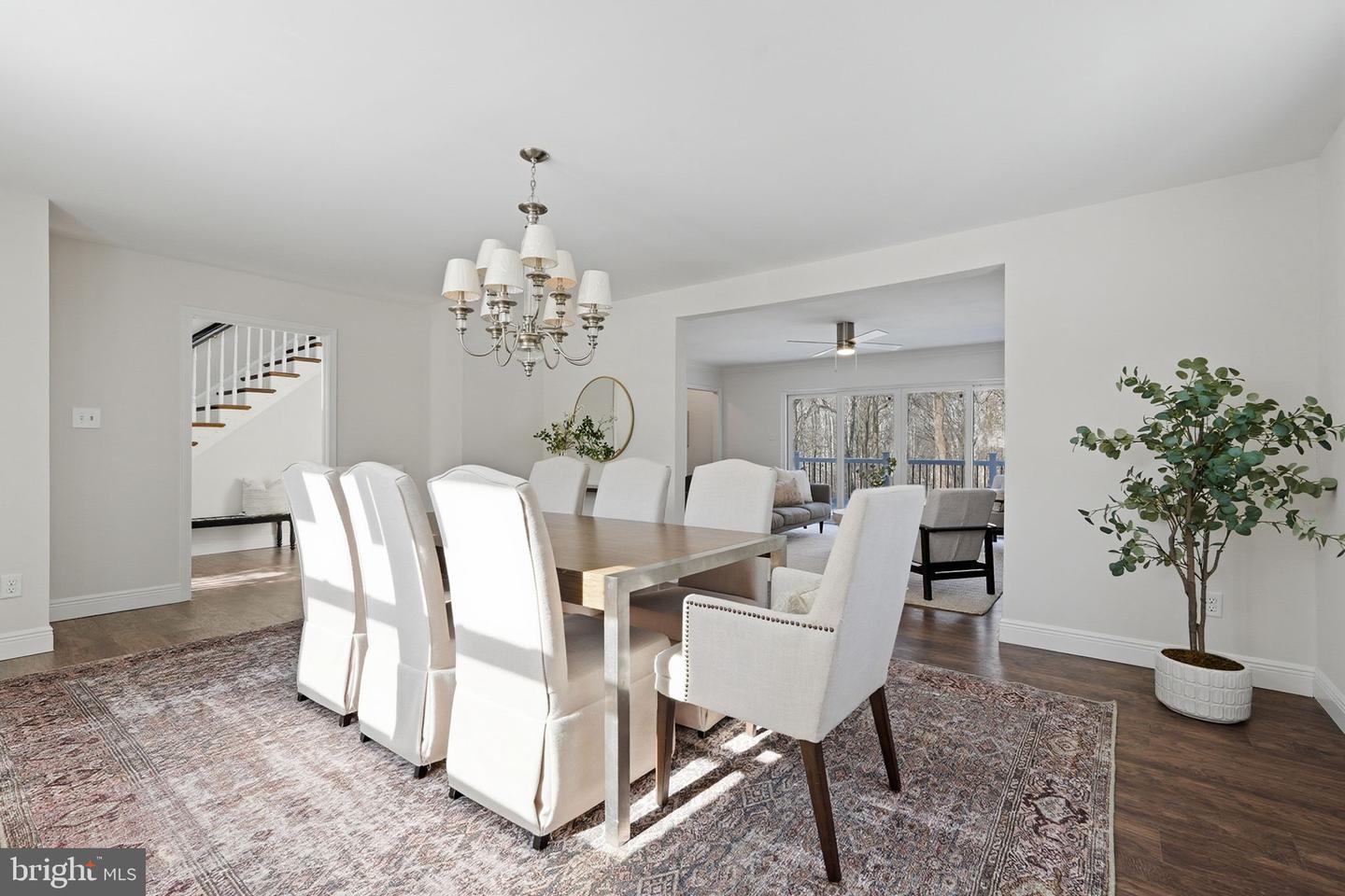 5909 ONE PENNY DR, FAIRFAX STATION, Virginia 22039, 6 Bedrooms Bedrooms, ,3 BathroomsBathrooms,Residential,For sale,5909 ONE PENNY DR,VAFX2277538 MLS # VAFX2277538 5909 ONE PENNY DR, FAIRFAX STATION, Virginia 22039, 6 Bedrooms Bedrooms, ,3 BathroomsBathrooms,Residential,For sale,5909 ONE PENNY DR,VAFX2277538 MLS # VAFX2277538