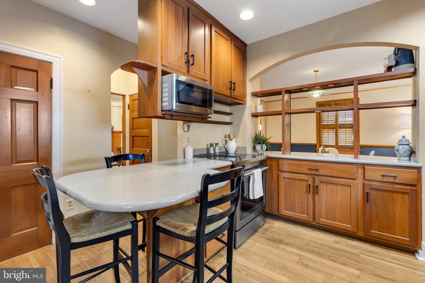 305 N KENMORE ST, ARLINGTON, Virginia 22201, 3 Bedrooms Bedrooms, ,3 BathroomsBathrooms,Residential,For sale,305 N KENMORE ST,VAAR2065702 MLS # VAAR2065702