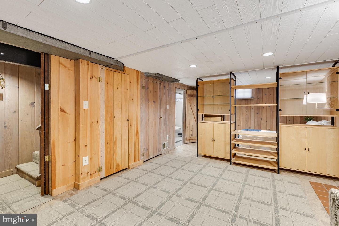 305 N KENMORE ST, ARLINGTON, Virginia 22201, 3 Bedrooms Bedrooms, ,3 BathroomsBathrooms,Residential,For sale,305 N KENMORE ST,VAAR2065702 MLS # VAAR2065702