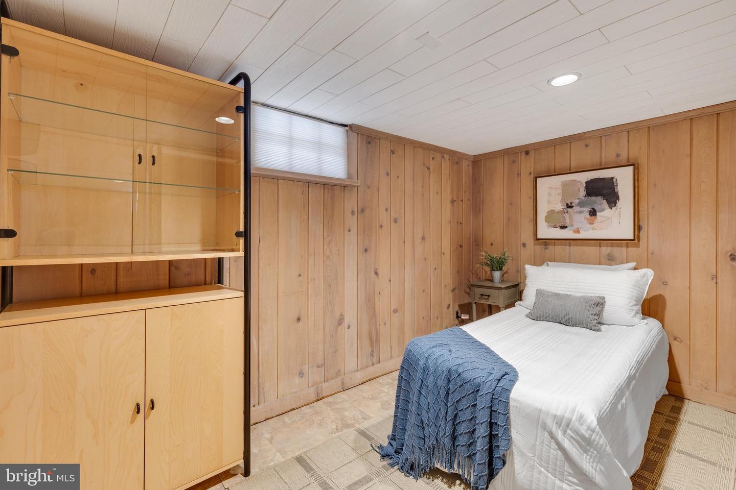 305 N KENMORE ST, ARLINGTON, Virginia 22201, 3 Bedrooms Bedrooms, ,3 BathroomsBathrooms,Residential,For sale,305 N KENMORE ST,VAAR2065702 MLS # VAAR2065702