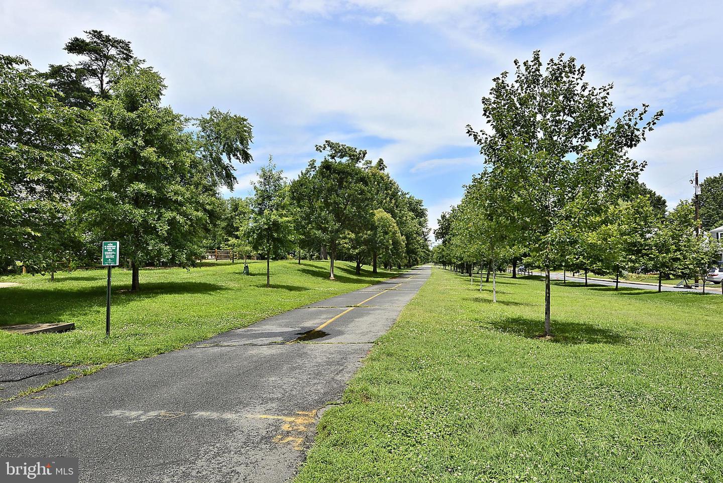 305 N KENMORE ST, ARLINGTON, Virginia 22201, 3 Bedrooms Bedrooms, ,3 BathroomsBathrooms,Residential,For sale,305 N KENMORE ST,VAAR2065702 MLS # VAAR2065702