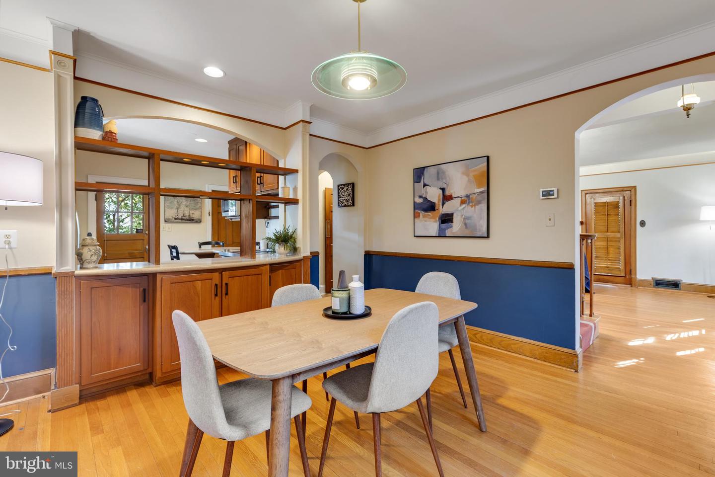 305 N KENMORE ST, ARLINGTON, Virginia 22201, 3 Bedrooms Bedrooms, ,3 BathroomsBathrooms,Residential,For sale,305 N KENMORE ST,VAAR2065702 MLS # VAAR2065702