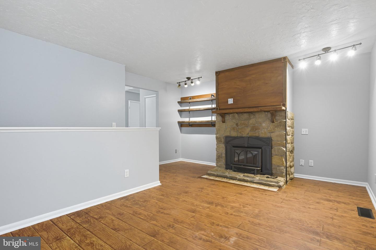 2180 HARPOON DR, STAFFORD, Virginia 22554, 5 Bedrooms Bedrooms, ,3 BathroomsBathrooms,Residential,For sale,2180 HARPOON DR,VAST2044252 MLS # VAST2044252