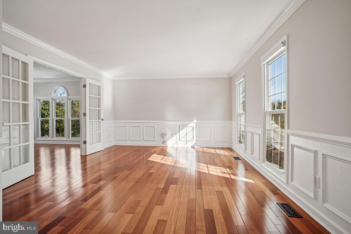 15320 JORDANS JOURNEY DR, CENTREVILLE, Virginia 20120, 4 Bedrooms Bedrooms, ,3 BathroomsBathrooms,Residential,For sale,15320 JORDANS JOURNEY DR,VAFX2279844 MLS # VAFX2279844