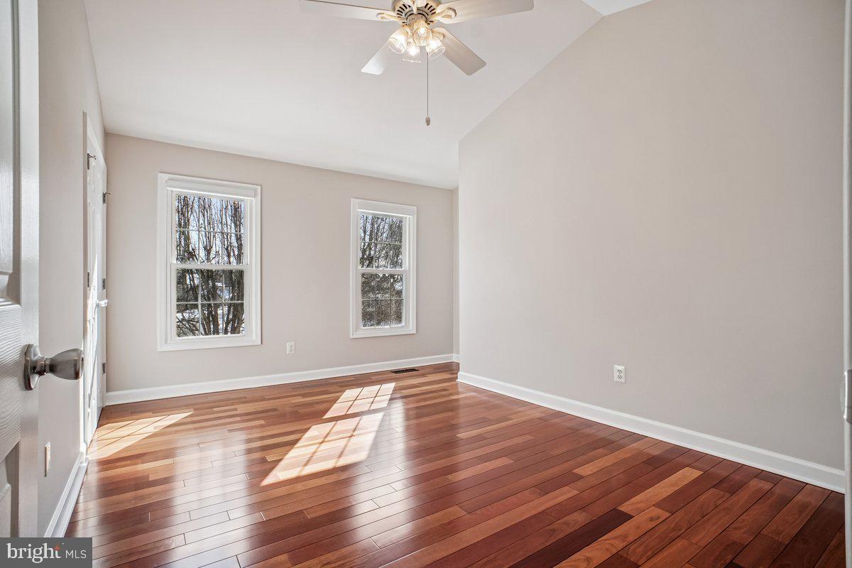 15320 JORDANS JOURNEY DR, CENTREVILLE, Virginia 20120, 4 Bedrooms Bedrooms, ,3 BathroomsBathrooms,Residential,For sale,15320 JORDANS JOURNEY DR,VAFX2279844 MLS # VAFX2279844