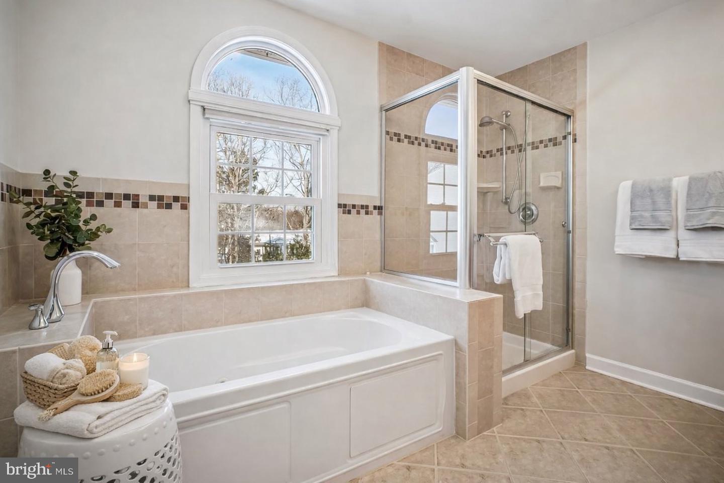 15320 JORDANS JOURNEY DR, CENTREVILLE, Virginia 20120, 4 Bedrooms Bedrooms, ,3 BathroomsBathrooms,Residential,For sale,15320 JORDANS JOURNEY DR,VAFX2279844 MLS # VAFX2279844