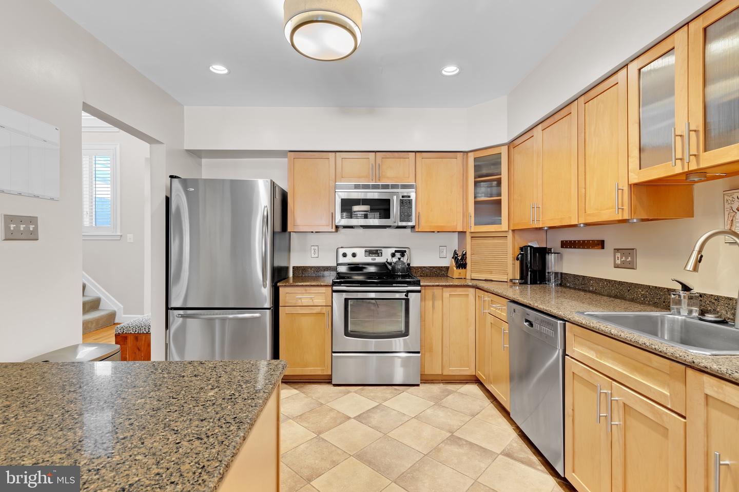 1465 HAMPTON HILL CIR, MCLEAN, Virginia 22101, 4 Bedrooms Bedrooms, ,4 BathroomsBathrooms,Residential,For sale,1465 HAMPTON HILL CIR,VAFX2280066 MLS # VAFX2280066