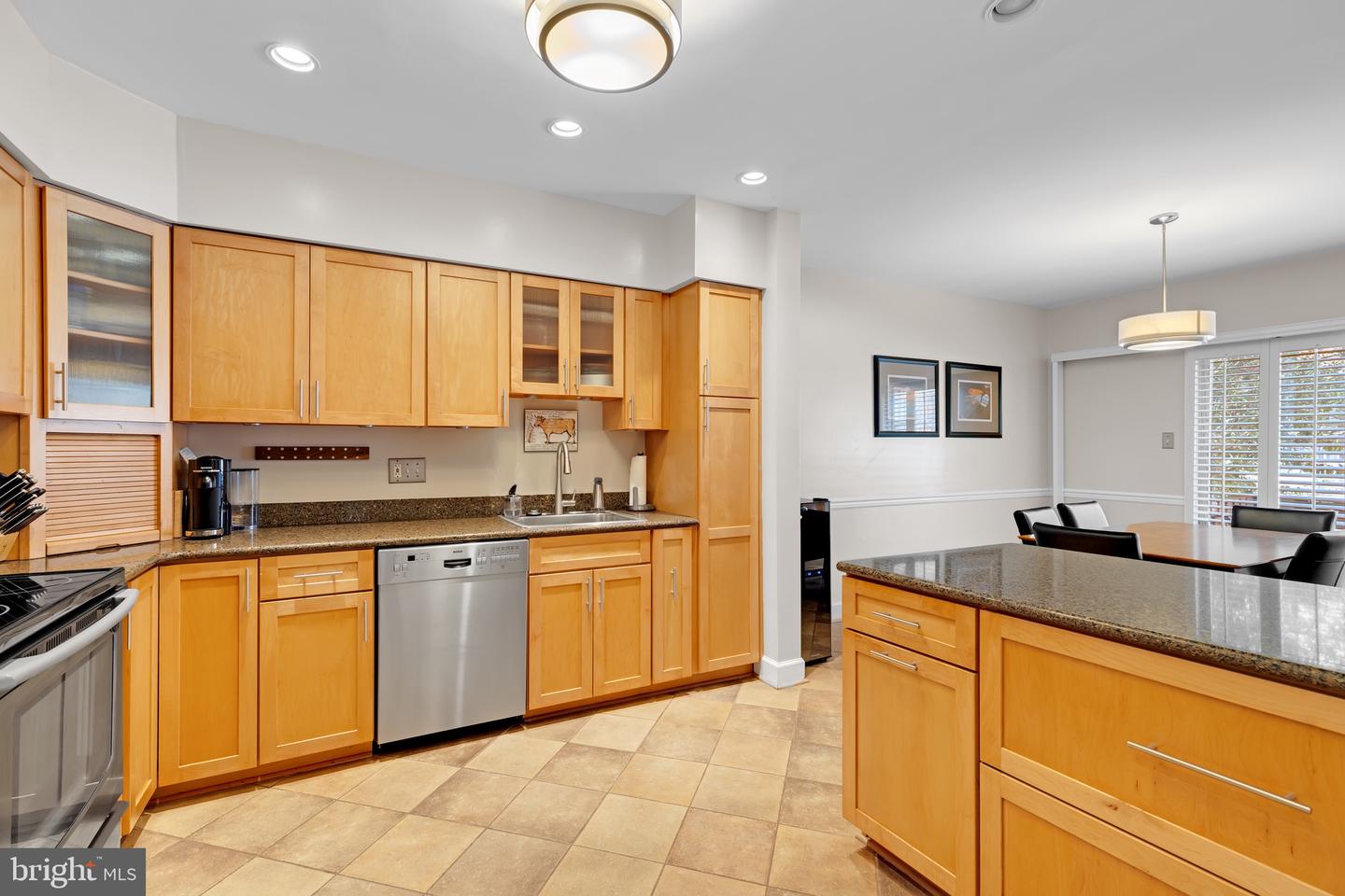 1465 HAMPTON HILL CIR, MCLEAN, Virginia 22101, 4 Bedrooms Bedrooms, ,4 BathroomsBathrooms,Residential,For sale,1465 HAMPTON HILL CIR,VAFX2280066 MLS # VAFX2280066