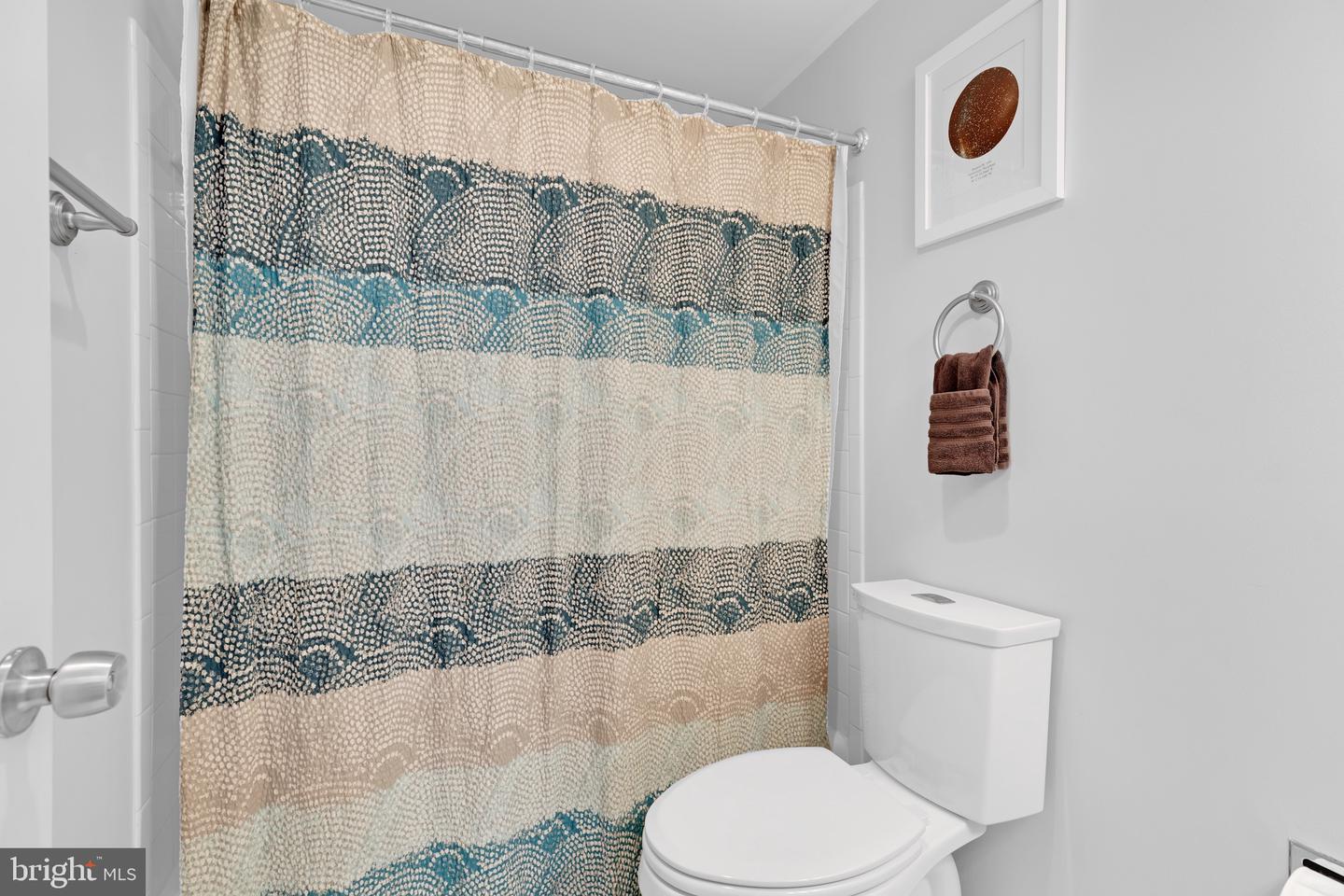 1465 HAMPTON HILL CIR, MCLEAN, Virginia 22101, 4 Bedrooms Bedrooms, ,4 BathroomsBathrooms,Residential,For sale,1465 HAMPTON HILL CIR,VAFX2280066 MLS # VAFX2280066