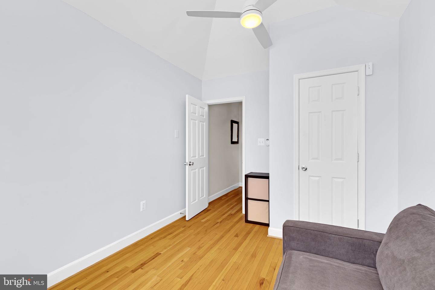 1465 HAMPTON HILL CIR, MCLEAN, Virginia 22101, 4 Bedrooms Bedrooms, ,4 BathroomsBathrooms,Residential,For sale,1465 HAMPTON HILL CIR,VAFX2280066 MLS # VAFX2280066