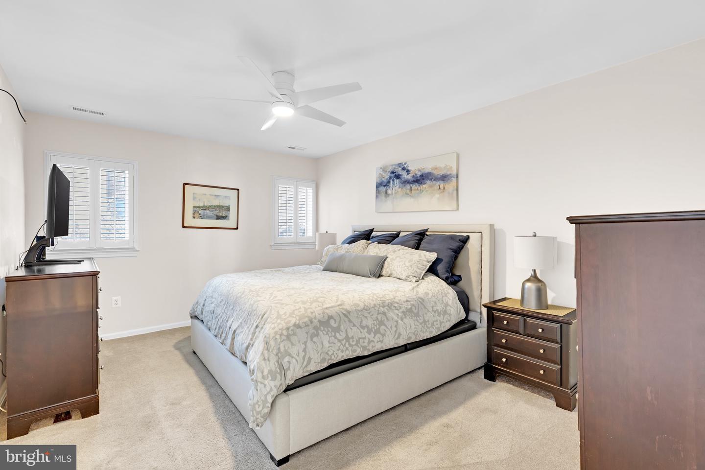 1465 HAMPTON HILL CIR, MCLEAN, Virginia 22101, 4 Bedrooms Bedrooms, ,4 BathroomsBathrooms,Residential,For sale,1465 HAMPTON HILL CIR,VAFX2280066 MLS # VAFX2280066