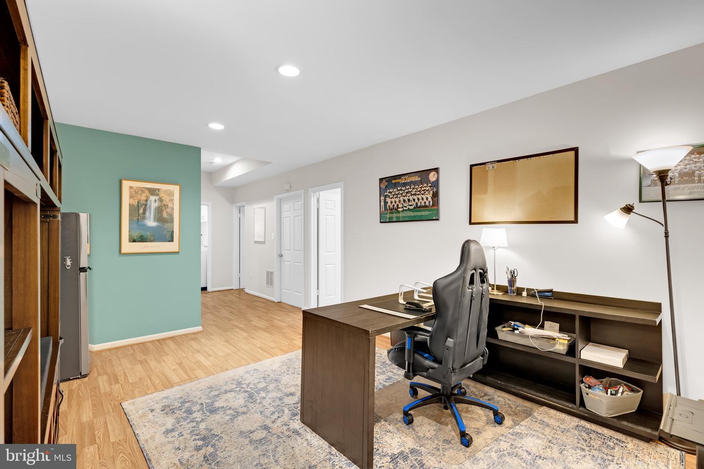 1465 HAMPTON HILL CIR, MCLEAN, Virginia 22101, 4 Bedrooms Bedrooms, ,4 BathroomsBathrooms,Residential,For sale,1465 HAMPTON HILL CIR,VAFX2280066 MLS # VAFX2280066