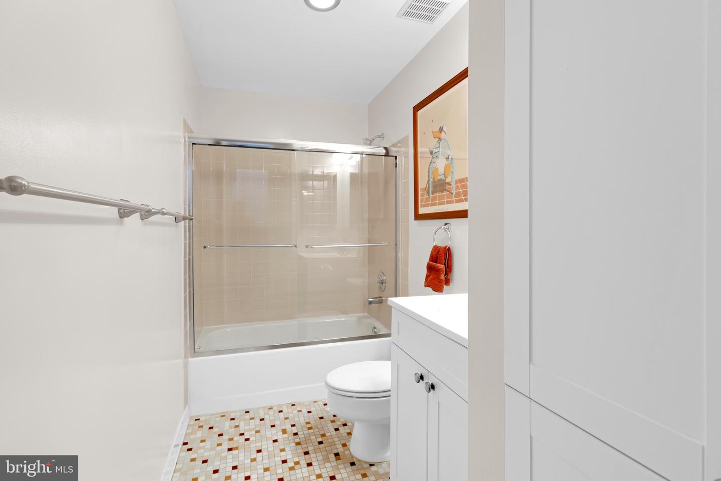 1465 HAMPTON HILL CIR, MCLEAN, Virginia 22101, 4 Bedrooms Bedrooms, ,4 BathroomsBathrooms,Residential,For sale,1465 HAMPTON HILL CIR,VAFX2280066 MLS # VAFX2280066