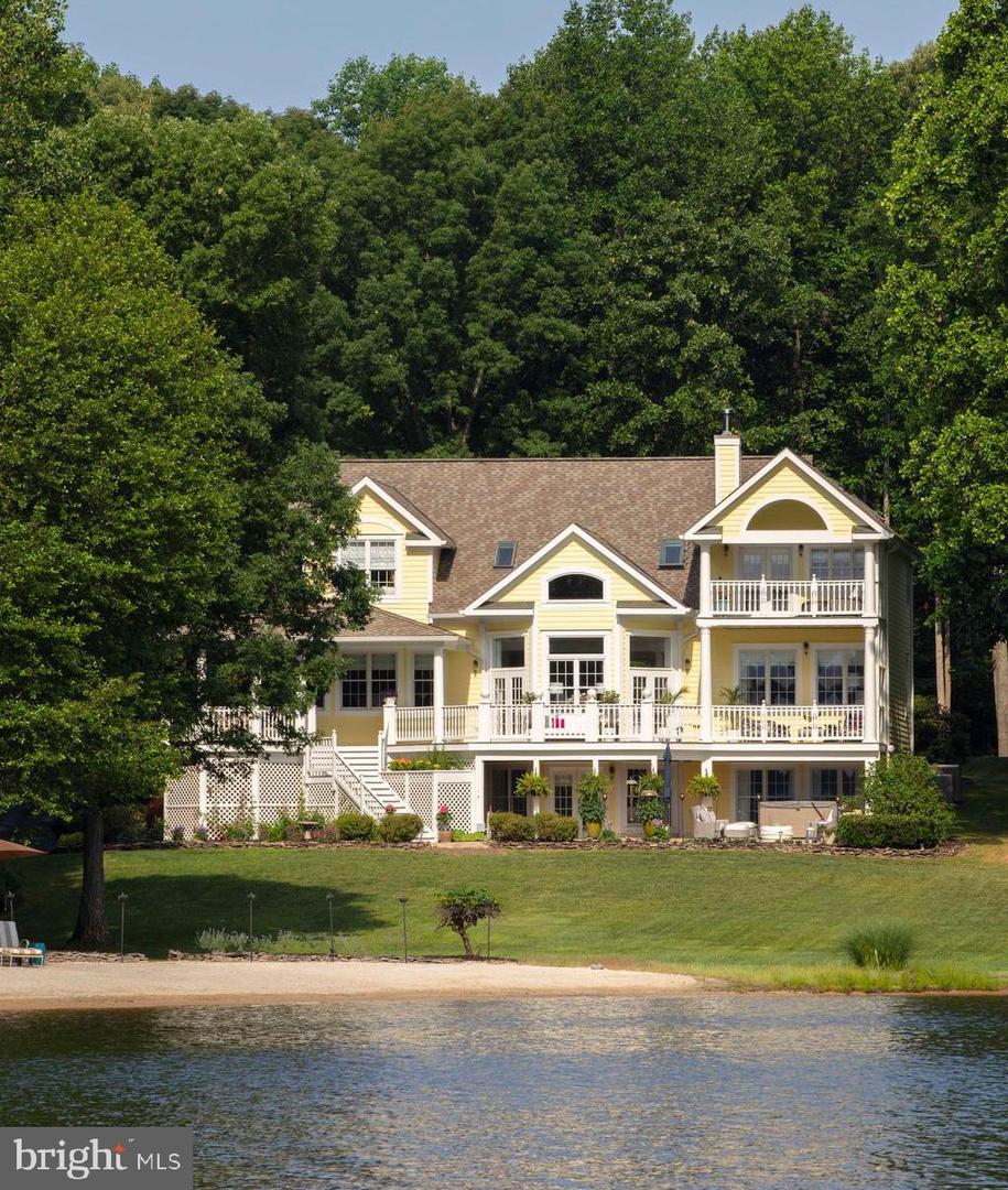 131 COVENANT WAY, BUMPASS, Virginia 23024, 6 Bedrooms Bedrooms, ,5 BathroomsBathrooms,Residential,For sale,131 COVENANT WAY,VALA2008950 MLS # VALA2008950