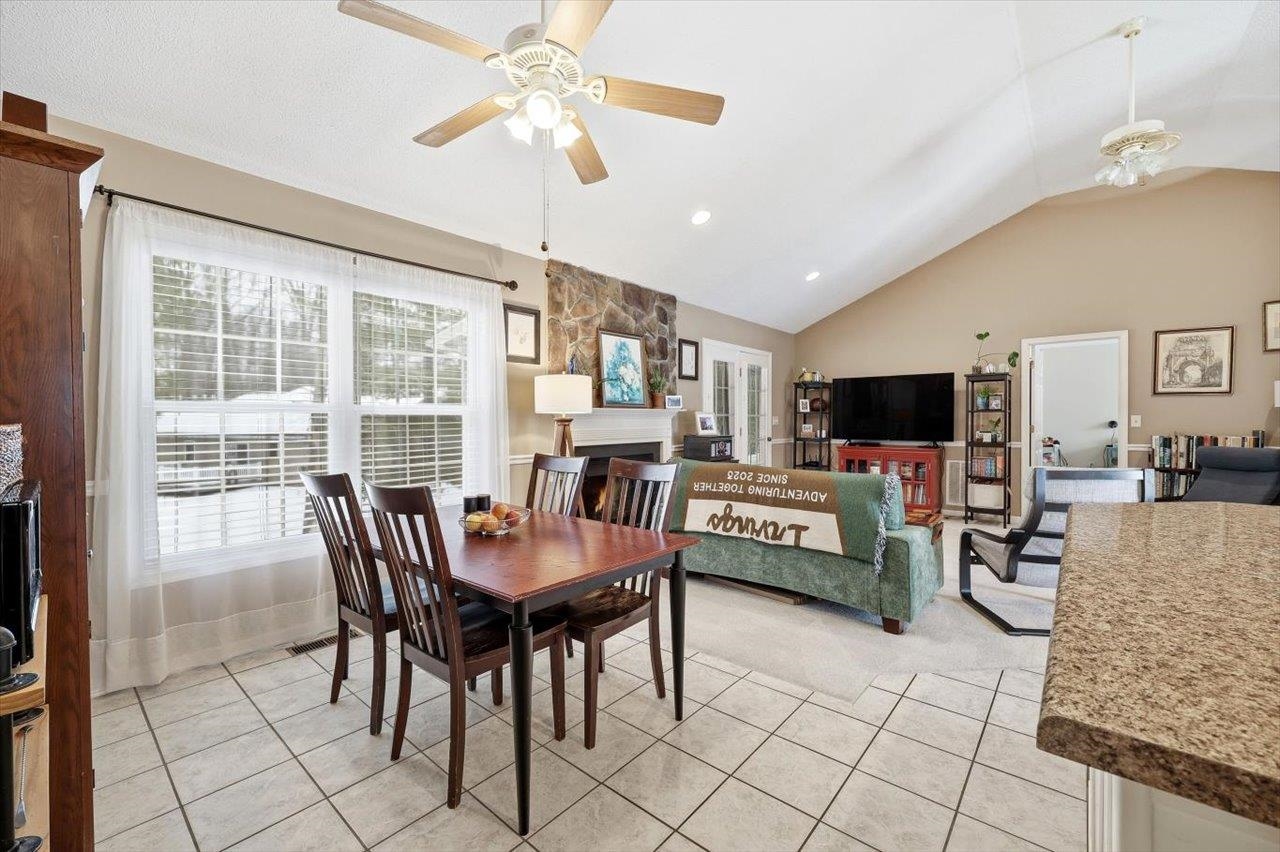 41 LONG BOW RD, WAYNESBORO, Virginia 22980, 3 Bedrooms Bedrooms, ,2 BathroomsBathrooms,Residential,41 LONG BOW RD,673022 MLS # 673022