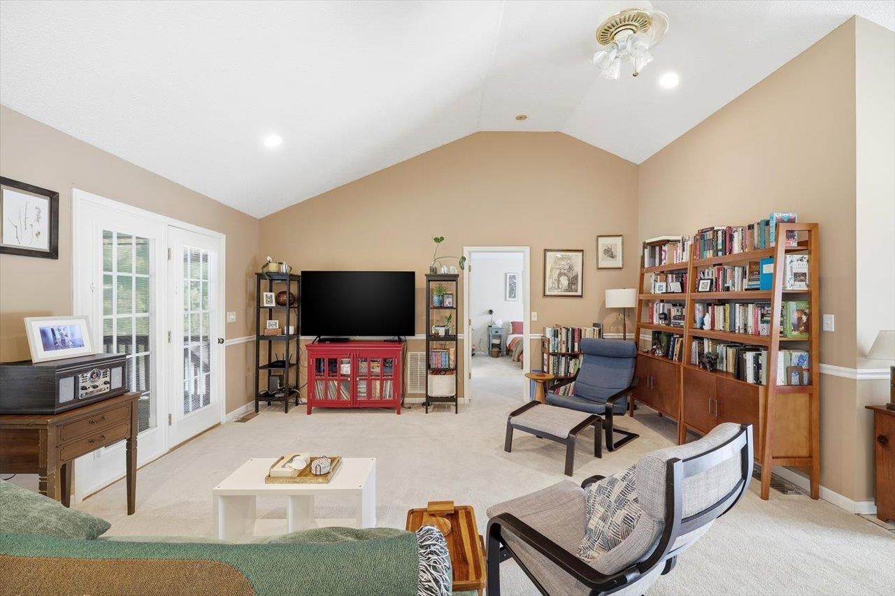 41 LONG BOW RD, WAYNESBORO, Virginia 22980, 3 Bedrooms Bedrooms, ,2 BathroomsBathrooms,Residential,41 LONG BOW RD,673022 MLS # 673022