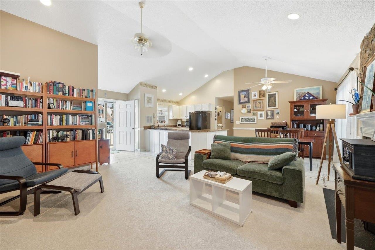 41 LONG BOW RD, WAYNESBORO, Virginia 22980, 3 Bedrooms Bedrooms, ,2 BathroomsBathrooms,Residential,41 LONG BOW RD,673022 MLS # 673022