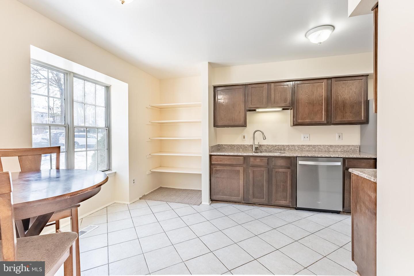 6143 MARTINS LANDING CT, BURKE, Virginia 22015, 3 Bedrooms Bedrooms, ,2 BathroomsBathrooms,Residential,For sale,6143 MARTINS LANDING CT,VAFX2282110 MLS # VAFX2282110