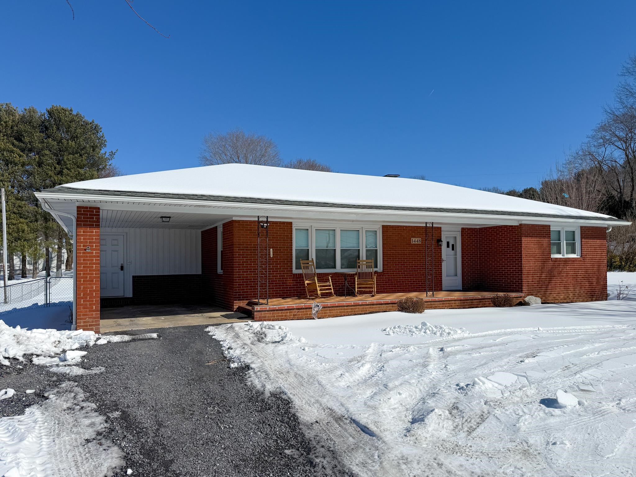 1448 STUARTS DRAFT HWY, STUARTS DRAFT, Virginia 24477, 3 Bedrooms Bedrooms, ,1 BathroomBathrooms,Residential,1448 STUARTS DRAFT HWY,673027 MLS # 673027