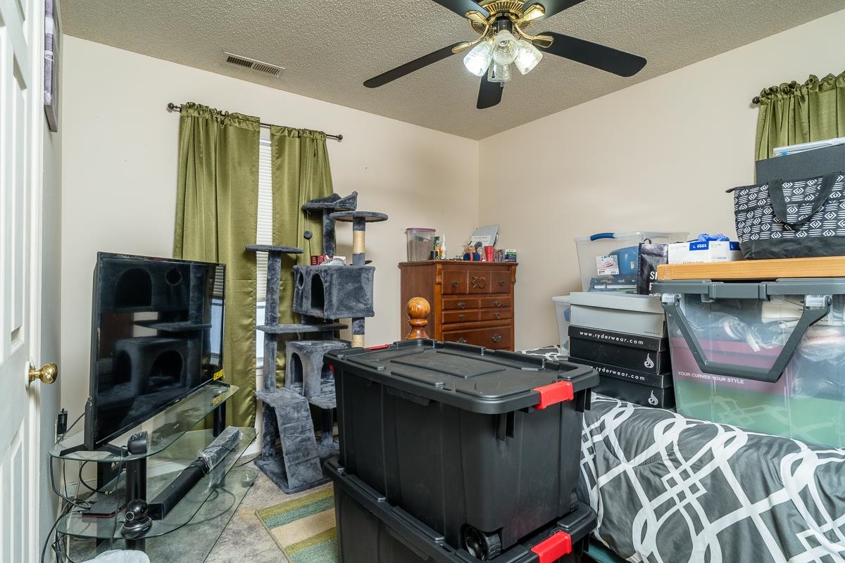 190 MARTIN LN, PALMYRA, Virginia 22963, 4 Bedrooms Bedrooms, ,2 BathroomsBathrooms,Residential,190 MARTIN LN,673029 MLS # 673029