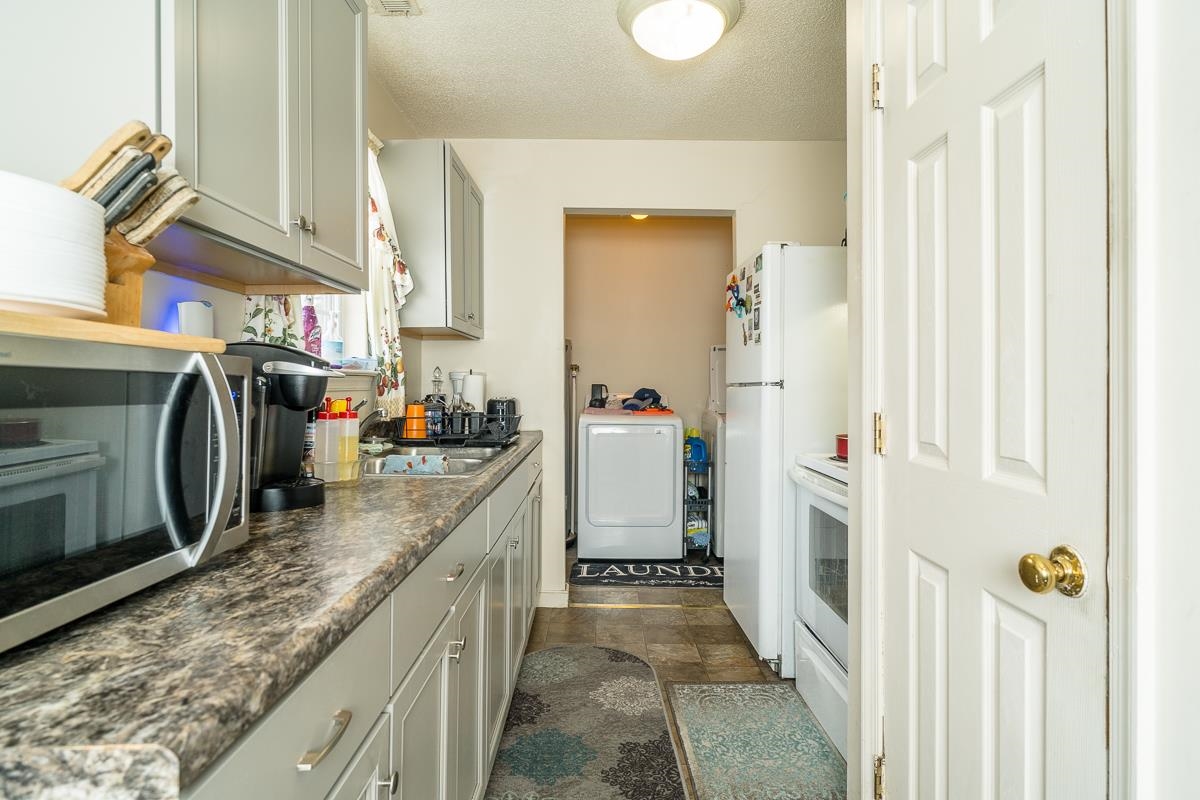 190 MARTIN LN, PALMYRA, Virginia 22963, 4 Bedrooms Bedrooms, ,2 BathroomsBathrooms,Residential,190 MARTIN LN,673029 MLS # 673029