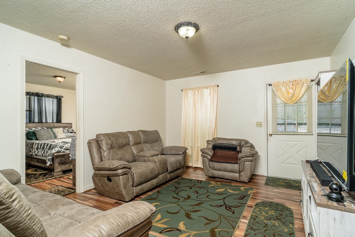 190 MARTIN LN, PALMYRA, Virginia 22963, 4 Bedrooms Bedrooms, ,2 BathroomsBathrooms,Residential,190 MARTIN LN,673029 MLS # 673029