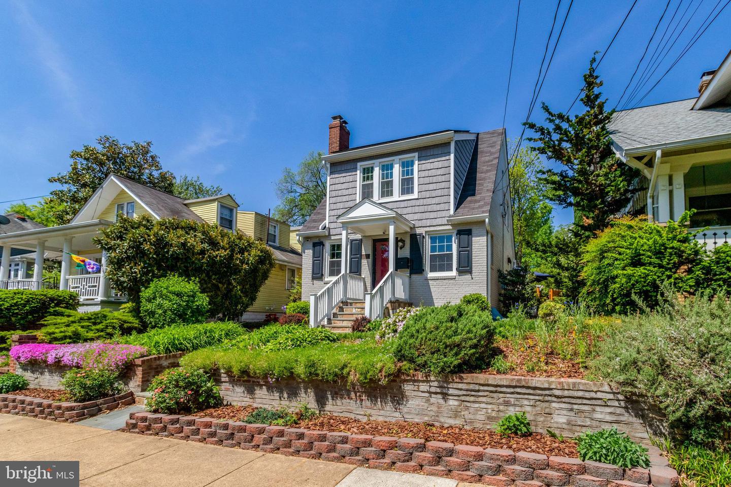 2708 SYCAMORE ST, ALEXANDRIA, Virginia 22305, 2 Bedrooms Bedrooms, ,2 BathroomsBathrooms,Residential,For sale,2708 SYCAMORE ST,VAAX2052128 MLS # VAAX2052128 2708 SYCAMORE ST, ALEXANDRIA, Virginia 22305, 2 Bedrooms Bedrooms, ,2 BathroomsBathrooms,Residential,For sale,2708 SYCAMORE ST,VAAX2052128 MLS # VAAX2052128