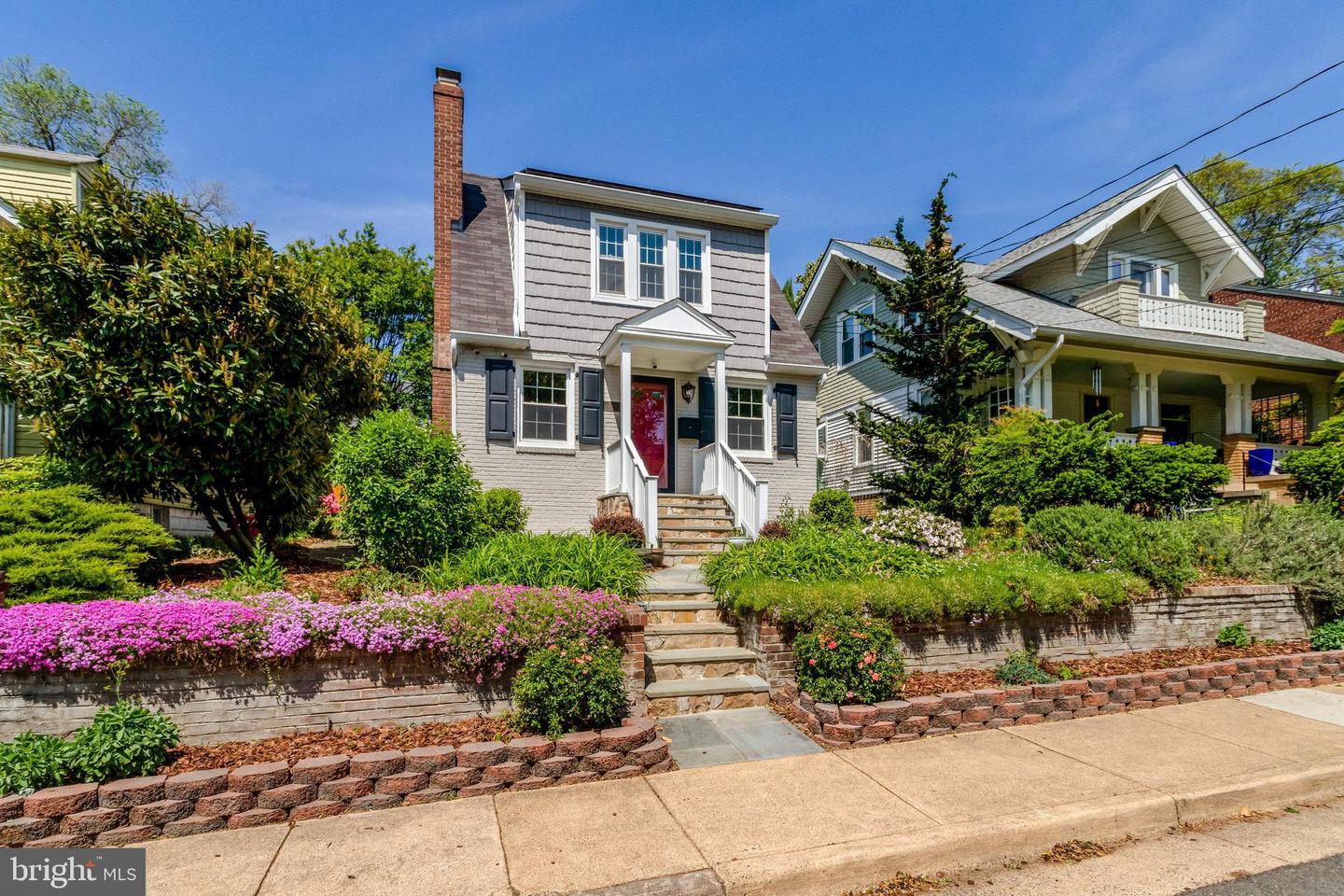 2708 SYCAMORE ST, ALEXANDRIA, Virginia 22305, 2 Bedrooms Bedrooms, ,2 BathroomsBathrooms,Residential,For sale,2708 SYCAMORE ST,VAAX2052128 MLS # VAAX2052128 2708 SYCAMORE ST, ALEXANDRIA, Virginia 22305, 2 Bedrooms Bedrooms, ,2 BathroomsBathrooms,Residential,For sale,2708 SYCAMORE ST,VAAX2052128 MLS # VAAX2052128